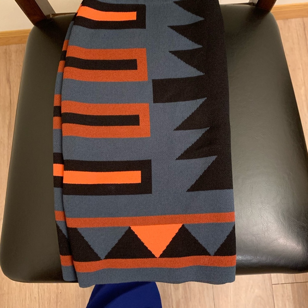 Skirt - Picture 3 of 6